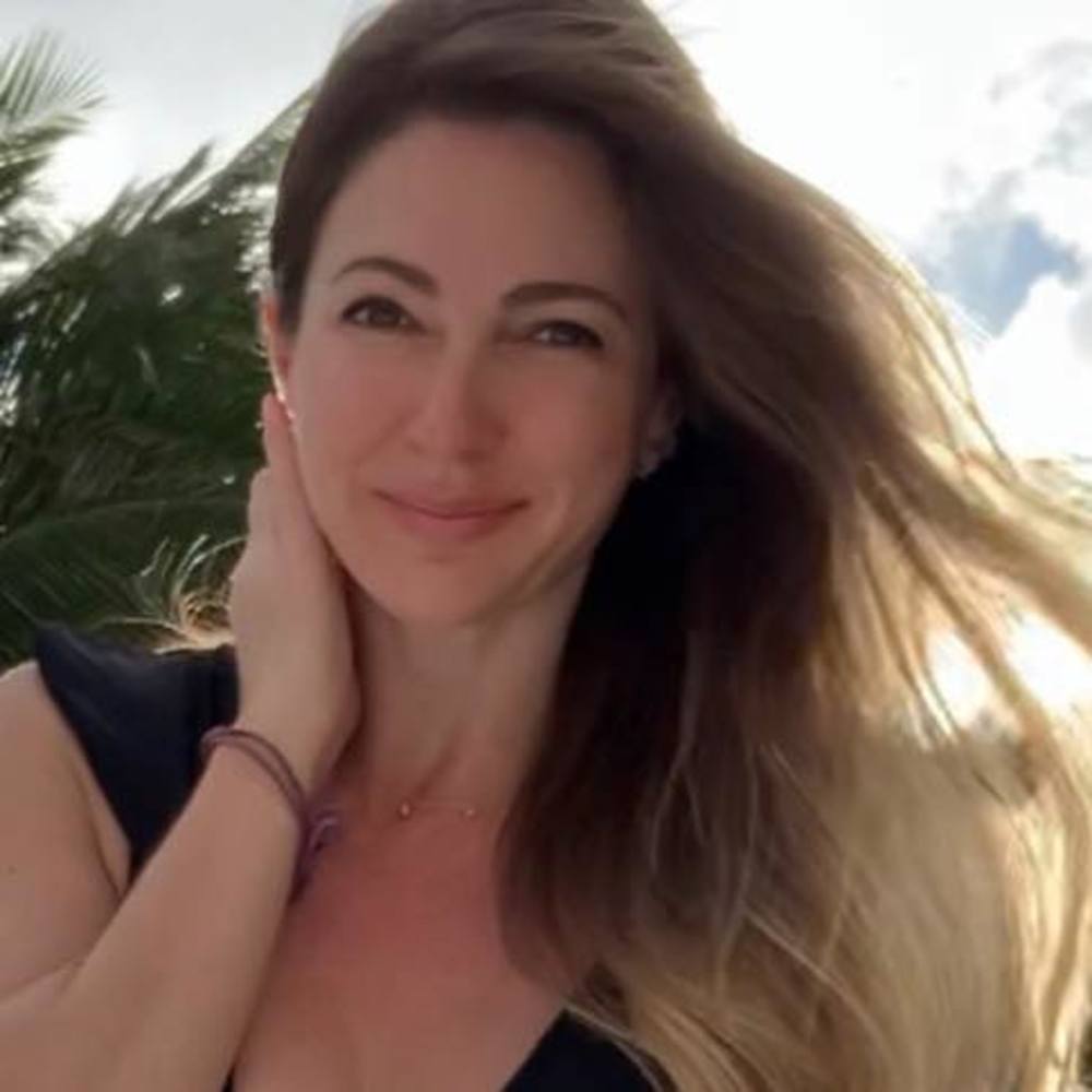 Meet your Posher, Luciana